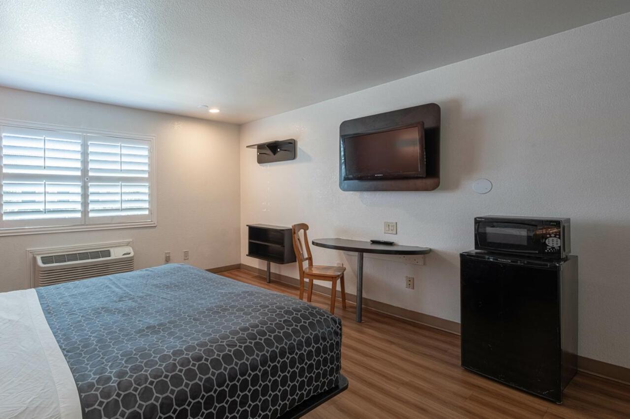 Motel Coastal Valley 2*